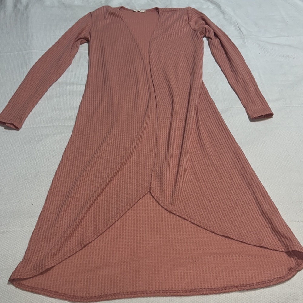 ***SUMMER SALE $9 ***Olivia Rae Peach Pink Long Cardigan Women’s Small